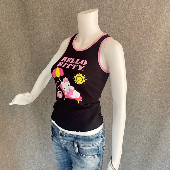 RARE Super Cute Hello Kitty Ladies Tank Top Youth L with Sparkles Beach Scene - Picture 6 of 8